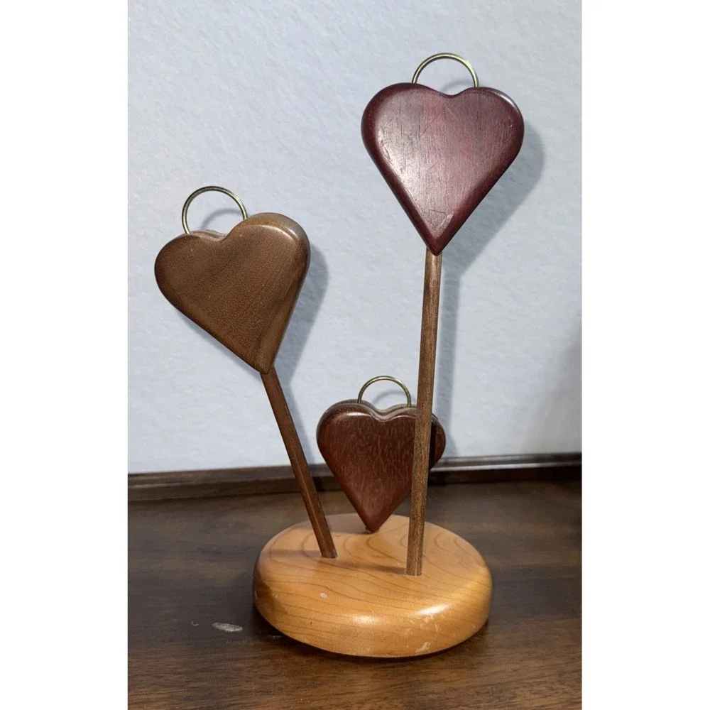 Vintage Handmade Wooden Hearts Picture/card/notes‎ Holder Stand. 9